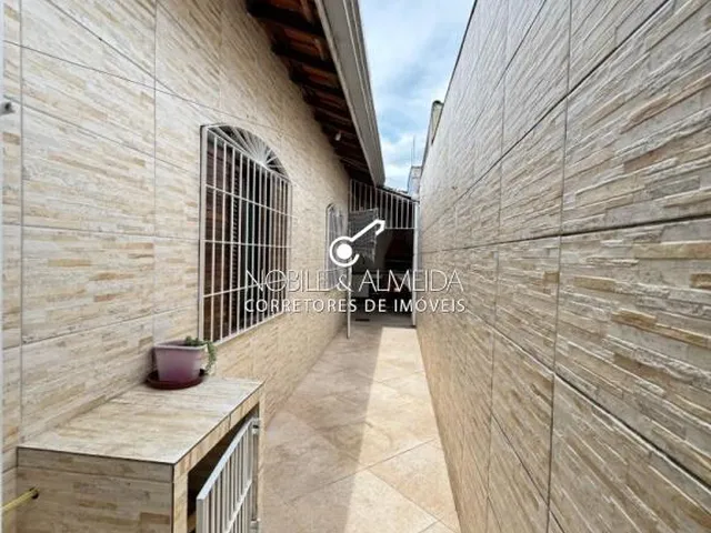 Imagem 2: Maracanã, Praia Grande, S.p.casa Térrea. 2 Dormitórios Amplos (Sendo 1 Suíte). 300 Metros da Orla. Casa