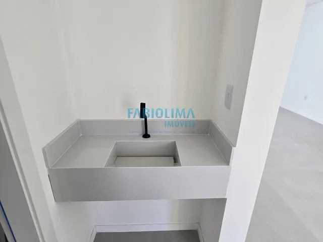 Imagem 7: Casa a venda 4 suítes, Cond. Vila Florença, Abrantes