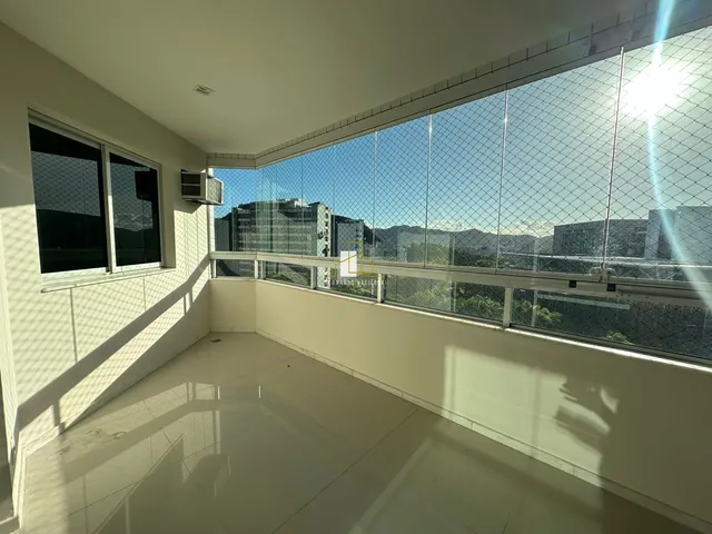 Imagem 10: Venda de Apartamento de Luxo na Praia do Canto em Vitória-ES - 4 Quartos, 1 Suíte, 2