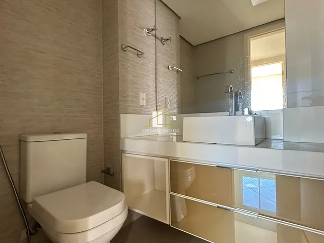 Imagem 4: Venda de Apartamento de Luxo na Praia do Canto em Vitória-ES - 4 Quartos, 1 Suíte, 2