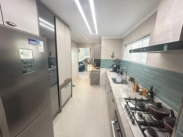 Imagem 16: Casa de Luxo à Venda em Vitória-ES, no Bairro Jardim Camburi: 4 Quartos, 4 Suítes, 1
