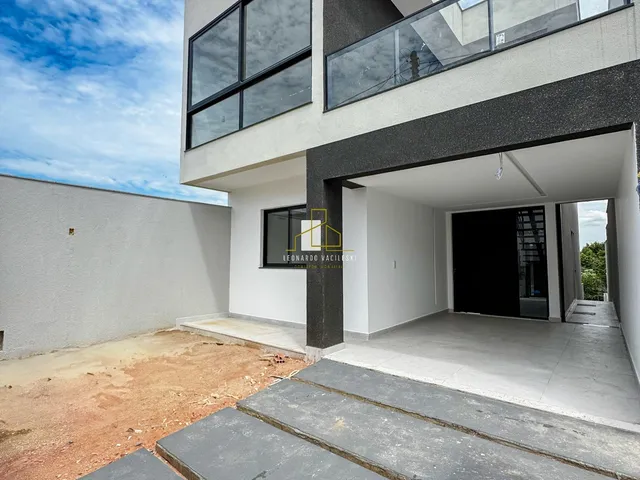 Imagem: Casa Individual com 4 Quartos (2 Suítes)