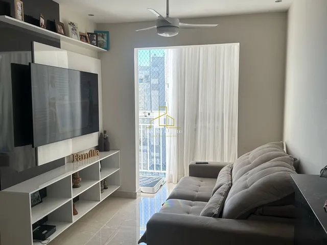 Imagem: O apartamento possui 3 Dormitórios, 1 Suíte, 2 Banheiros,