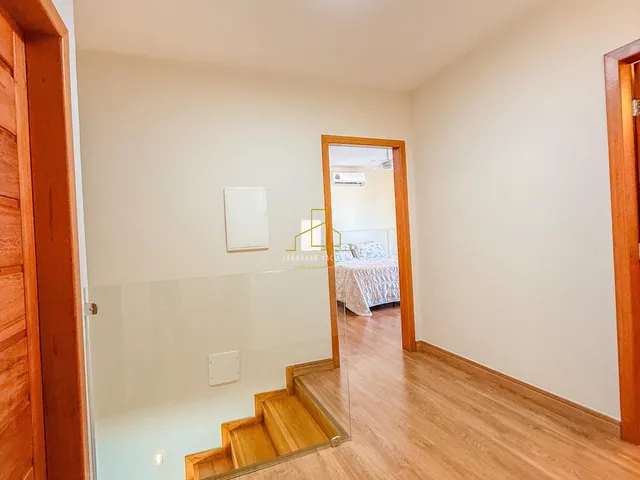 Imagem 7: Casa de luxo à venda na Estância Monazítica, Serra-ES: 4 quartos, suíte, 3 banheiros