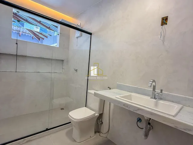 Imagem 14: Casa de luxo à venda na Estância Monazítica, Serra-ES: 4 quartos, suíte, 3 banheiros