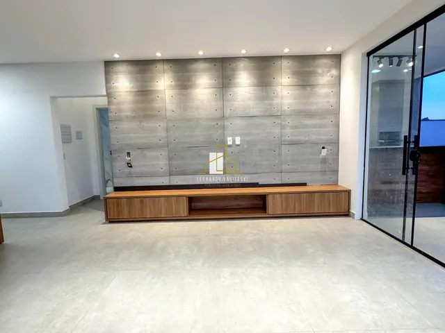 Imagem 14: Casa de luxo em condomínio - 4 quartos, 3 suítes, 1 sala, 5 banheiros - Bairro