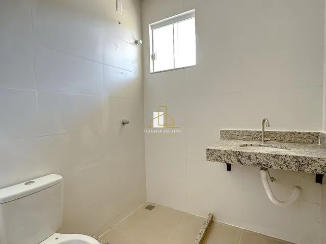 Imagem 12: Imperdível oportunidade: Casa à venda com 3 quartos e suíte no Portal de Jacaraípe em