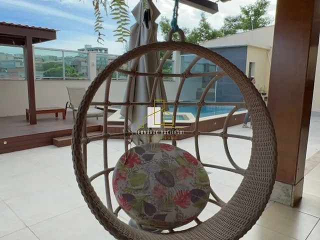 Imagem 4: Imperdível oportunidade de casa à venda em Cariacica-ES, 4 quartos, 3 suítes, 2 salas