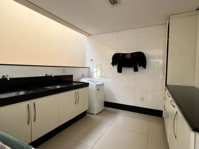 Imagem 3: Imperdível oportunidade de casa à venda em Cariacica-ES, 4 quartos, 3 suítes, 2 salas