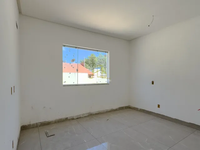 Imagem 9: Casa Duplex em Portal de Jacaraipe, com 3 quartos, suíte, 2 vagas de garagem e quintal