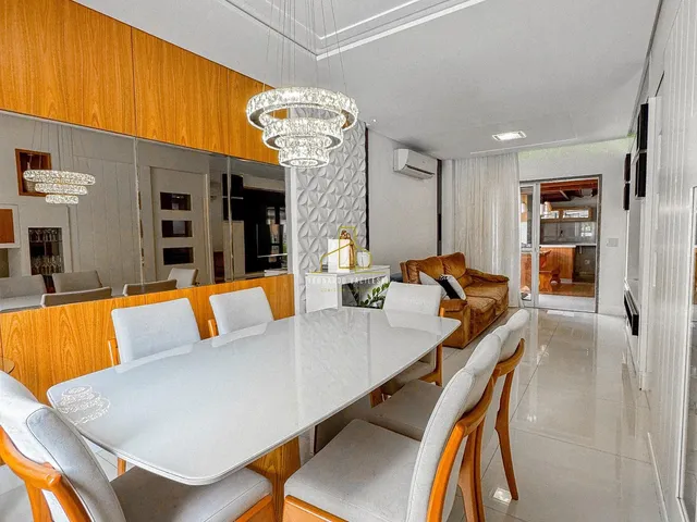 Imagem 4: Casa de Alto Padrão com 4 Quartos no Condomínio Itatiaia, Colina de Laranjeiras