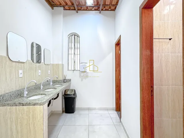 Imagem 14: Casa Comercial de Luxo no Valparaiso: 6 Quartos, 3 Suítes, 8 Salas, 5 Banheiros - Serra