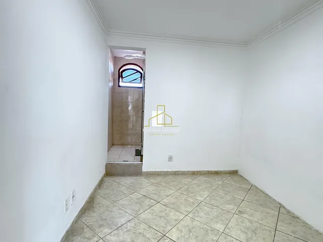 Imagem 3: Casa Comercial de Luxo no Valparaiso: 6 Quartos, 3 Suítes, 8 Salas, 5 Banheiros - Serra