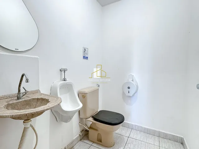 Imagem 6: Casa Comercial de Luxo no Valparaiso: 6 Quartos, 3 Suítes, 8 Salas, 5 Banheiros - Serra
