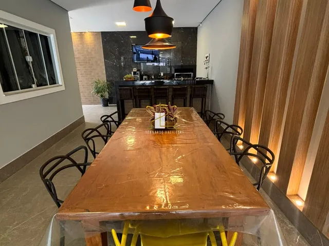 Imagem 9: Casa linear de 4 quartos incluindo uma suíte em Colina de Laranjeiras