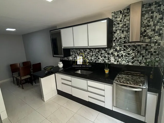 Imagem 10: Casa linear de 4 quartos incluindo uma suíte em Colina de Laranjeiras