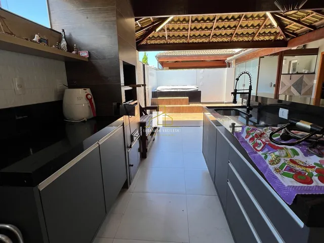 Imagem 13: Casa em Condomínio de Luxo com 4 Quartos na Colina de Laranjeiras - Serra-ES: 150m², 2