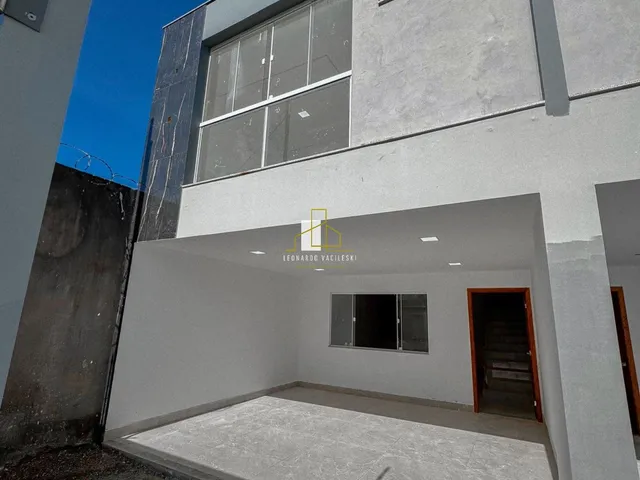 Imagem: Casa à venda em Colina de Laranjeiras