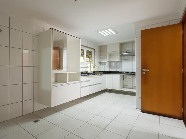 Imagem 14: Imperdível oportunidade: Casa em condomínio de luxo com 4 quartos e 2 suítes em Jardim