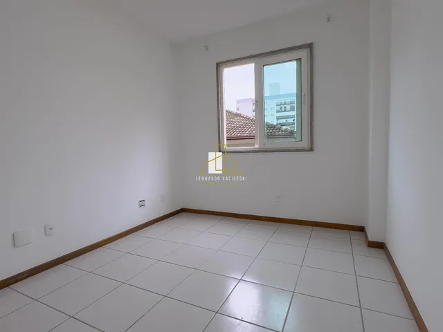 Imagem 9: Imperdível oportunidade: Casa em condomínio de luxo com 4 quartos e 2 suítes em Jardim