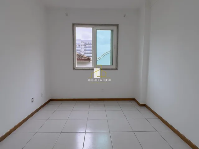 Imagem 6: Imperdível oportunidade: Casa em condomínio de luxo com 4 quartos e 2 suítes em Jardim