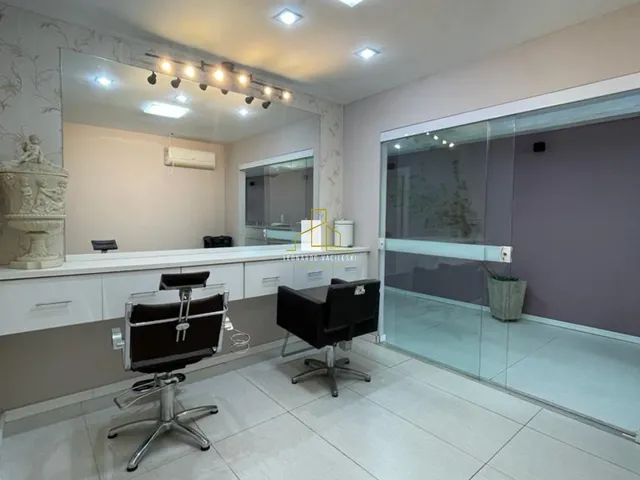 Imagem 6: Casa Duplex com ponto comercial em Barcelona, Serra