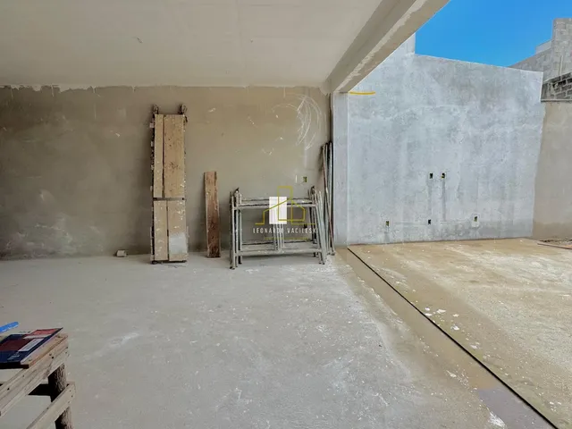 Imagem: Casa com 4 quartos em Morada de Laranjeiras