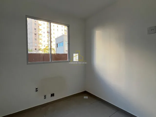 Imagem 2: Apartamento à venda em Morada de Laranjeiras, Serra-ES: 2 quartos, sala, banheiro