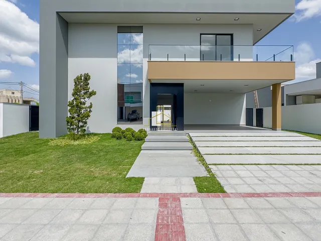 Imagem: Imponente Casa em Condomínio à Venda em
