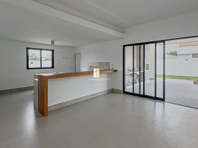 Imagem 7: Imponente Casa em Condomínio à Venda em Alphaville Jacuhy, Serra-ES: 4 Quartos, 4