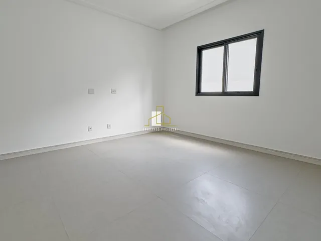 Imagem 8: Imponente Casa em Condomínio à Venda em Alphaville Jacuhy, Serra-ES: 4 Quartos, 4