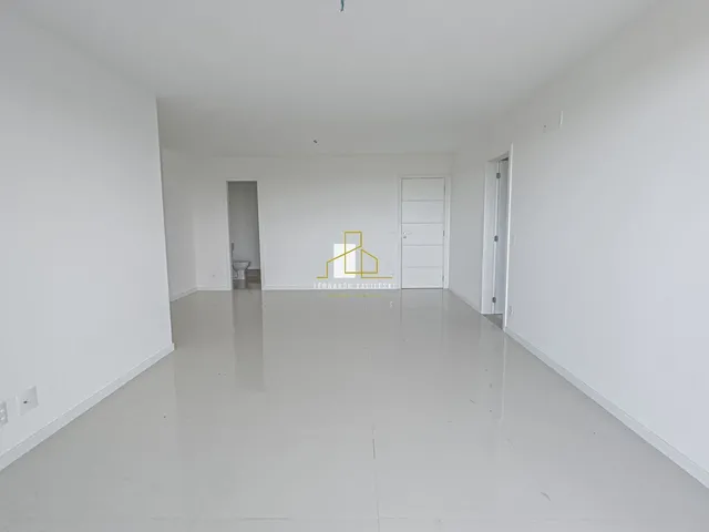 Imagem 8: Impecável apartamento de luxo na Mata da Praia, Vitória-ES: 4 quartos, 3 suítes, 4