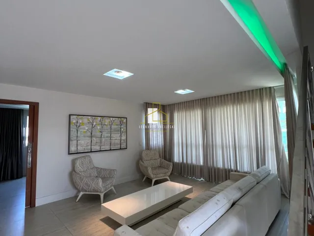 Imagem 3: Casa de Luxo à Venda em Morada de Campo Grande, Cariacica-ES: 5 Quartos, 3 Suítes, 8