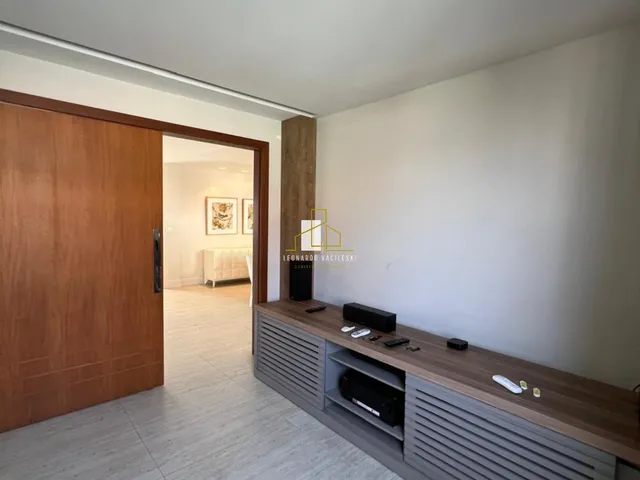 Imagem 9: Casa de Luxo à Venda em Morada de Campo Grande, Cariacica-ES: 5 Quartos, 3 Suítes, 8