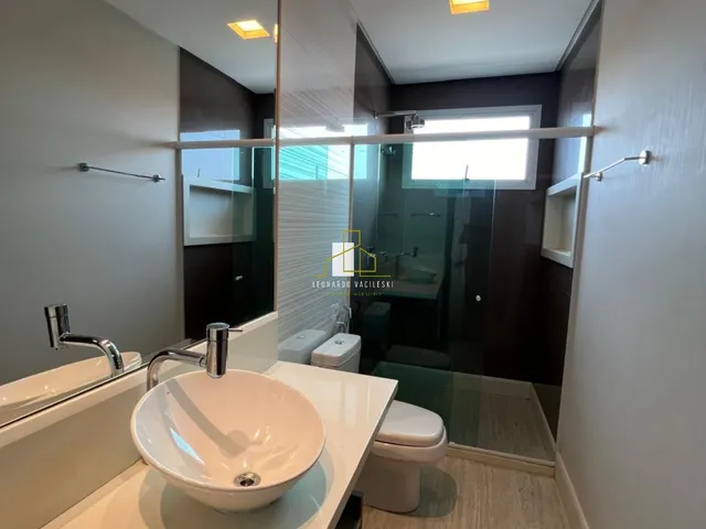 Imagem 13: Casa de Luxo à Venda em Morada de Campo Grande, Cariacica-ES: 5 Quartos, 3 Suítes, 8