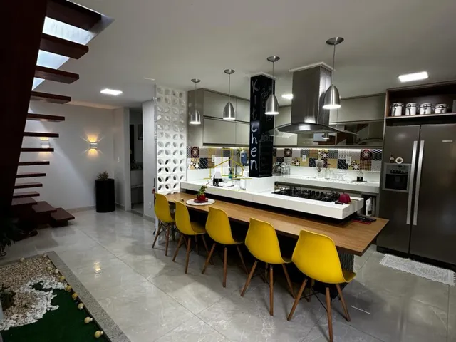 Imagem 14: Casa de Condomínio com 4 Quartos e 3 banheiros à Venda, 200 m² por R$ 1.200.000