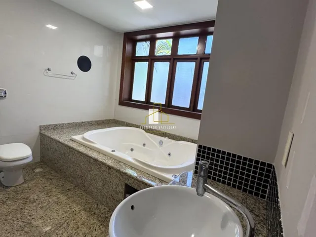 Imagem 9: Casa 4 quartos com 3 suites em Campo Grande no bairro Alto Dona Augusta