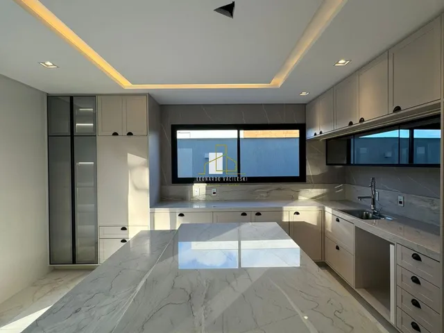 Imagem 2: Casa de Condomínio com 7 Quartos e 5 banheiros à Venda, 306 m² por R$ 3.200.000
