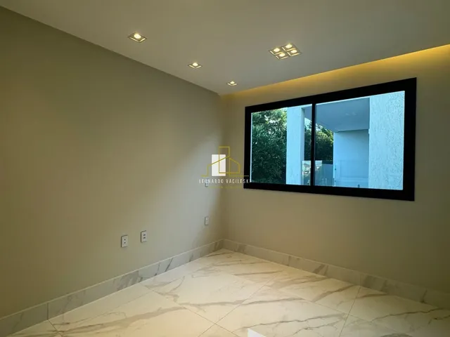 Imagem 13: Casa de Condomínio com 7 Quartos e 5 banheiros à Venda, 306 m² por R$ 3.200.000