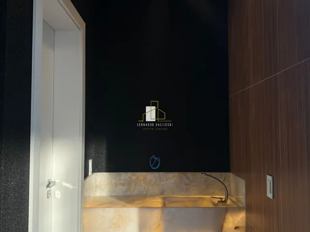 Imagem 3: Casa de Condomínio com 7 Quartos e 5 banheiros à Venda, 306 m² por R$ 3.200.000