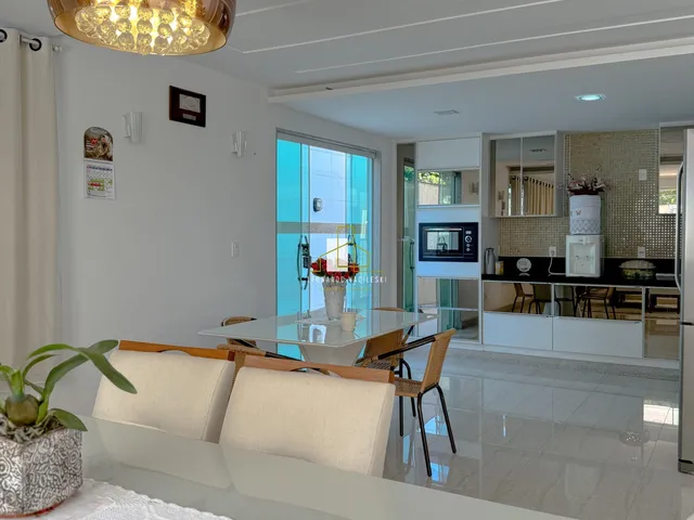Imagem 8: Imperdível Casa à Venda em Cariacica-ES, Campo Grande! 6 Quartos, 3 Suítes, 1 Sala, 6