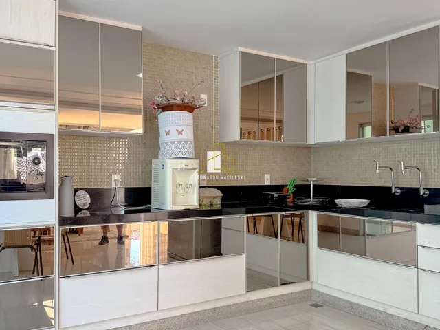 Imagem 15: Imperdível Casa à Venda em Cariacica-ES, Campo Grande! 6 Quartos, 3 Suítes, 1 Sala, 6