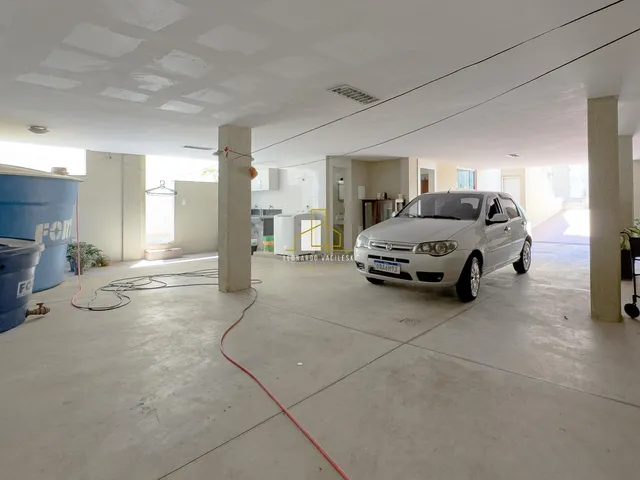Imagem 2: Imperdível Casa à Venda em Cariacica-ES, Campo Grande! 6 Quartos, 3 Suítes, 1 Sala, 6