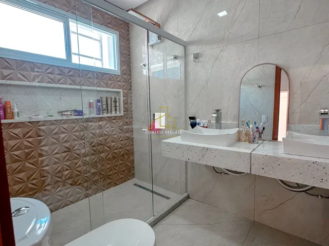 Imagem 8: Casa de luxo em condomínio à venda em Alphaville Jacuhy, Serra-ES: 3 quartos, 3 suites