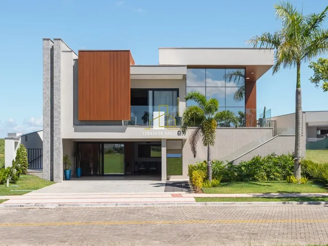 Imagem: Casa de Luxo em Condomínio à Venda em