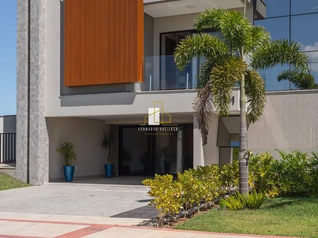 Imagem 5: Casa de Luxo em Condomínio à Venda em Alphaville Jacuhy - 5 Quartos, 4 Suítes, 4 Vagas