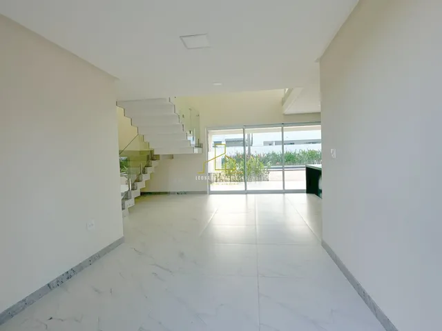 Imagem 2: Luxuosa casa em condomínio à venda em Alphaville Jacuhy, Serra-ES: 4 quartos, 3