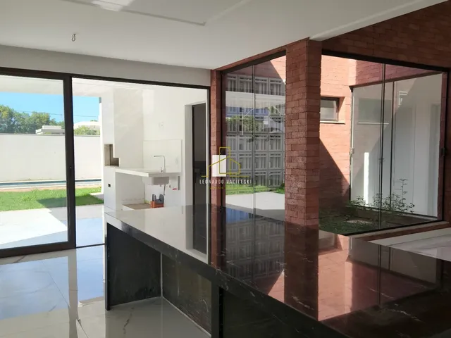 Imagem 15: Casa de Luxo em Condomínio à Venda em Alphaville Jacuhy, Serra-ES: 3 quartos, 3