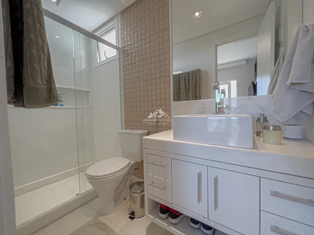 Imagem 10: Linda casa em condomínio de luxo em Alphaville Jacuhy, Serra-ES: 4 quartos, 4 suítes, 4