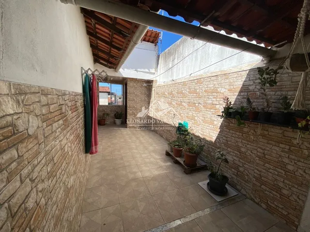 Imagem 3: CASA 3 QUARTOS COM PONTO COMERCIAL A VENDA EM BARCELONA - SERRA